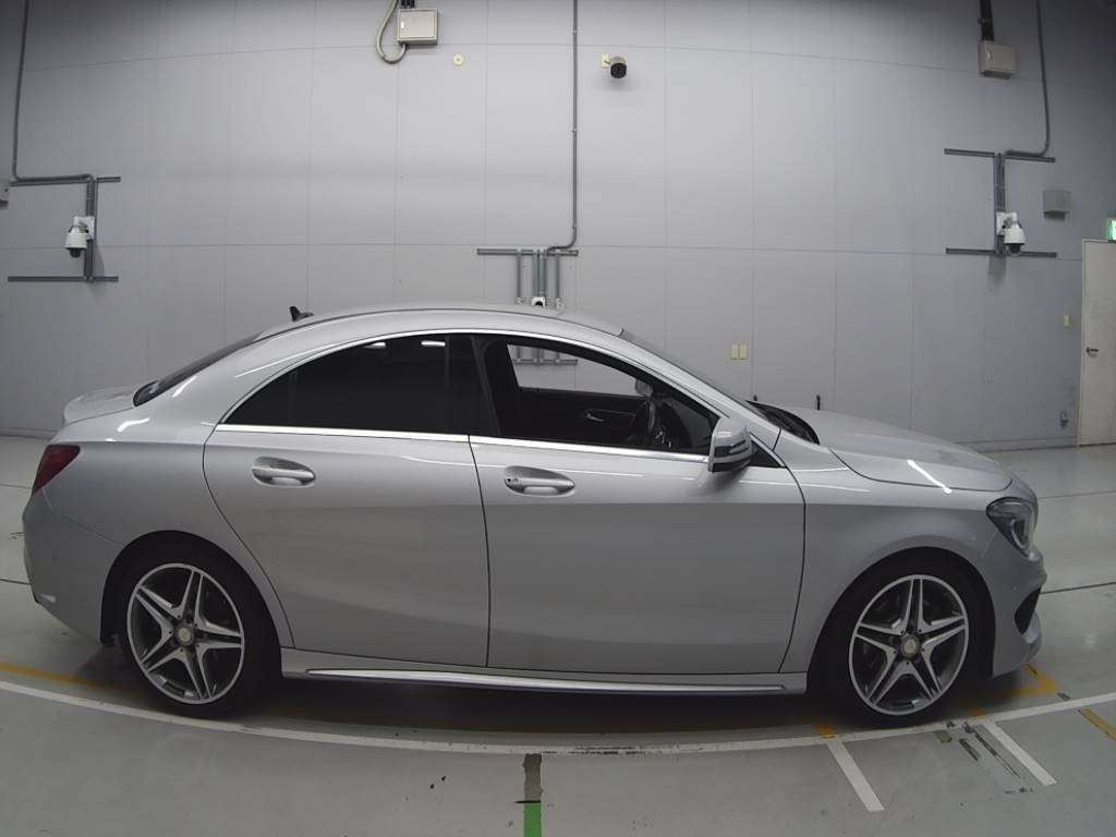 2014 Mercedes Benz CLA-Class 117344[2]