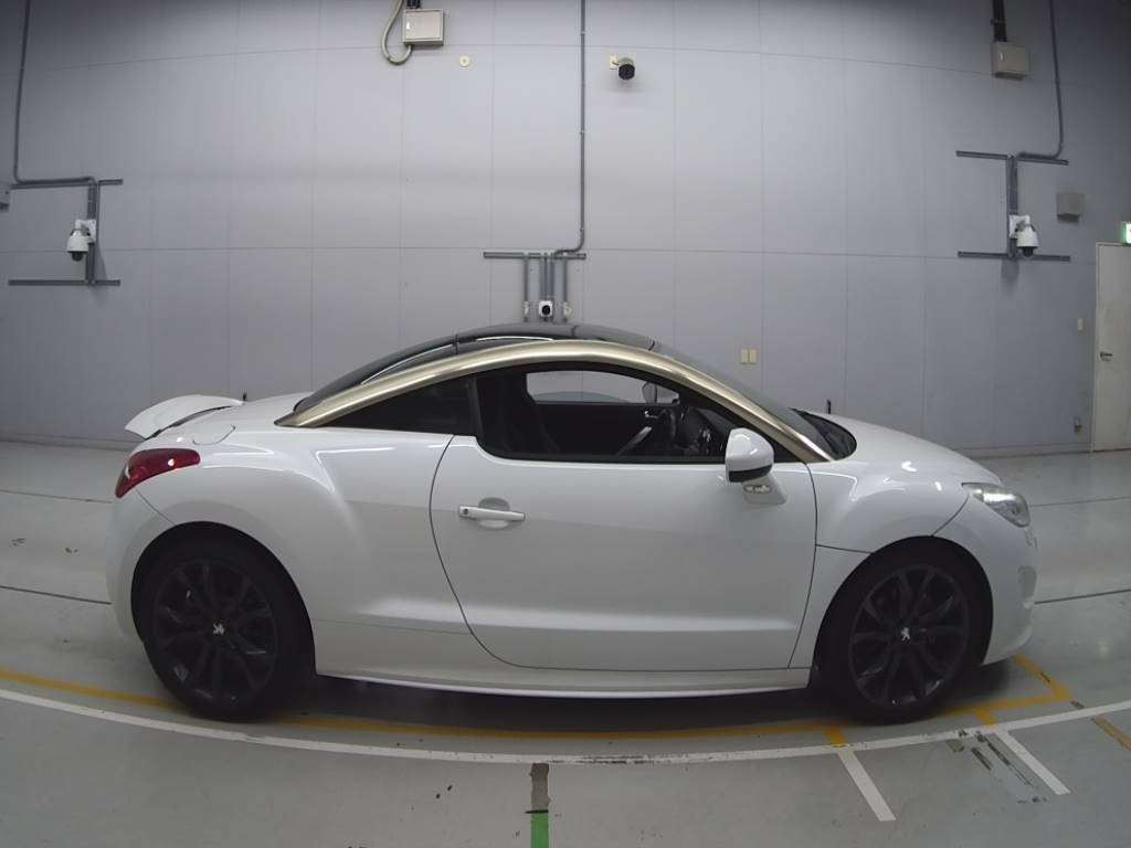 2011 Peugeot RCZ T7R5F02[2]