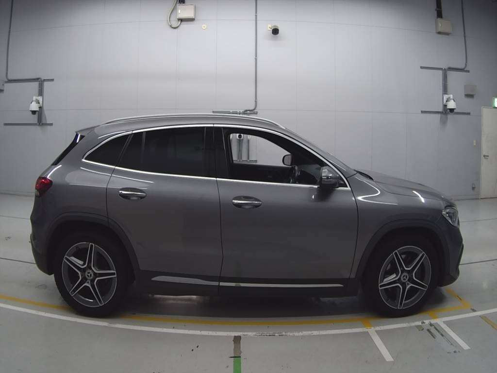 2021 Mercedes Benz GLA-Class 247713M[2]