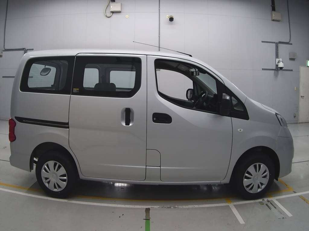 2024 Nissan NV200 Vanette VM20[2]