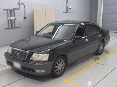 2002 Toyota Crown Majesta