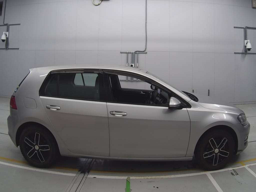 2013 Volkswagen Golf AUCJZ[2]