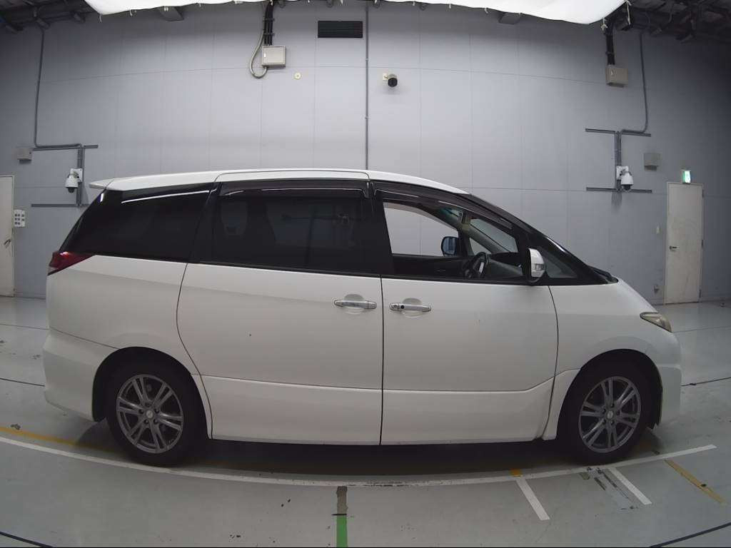 2009 Toyota Estima ACR50W[2]