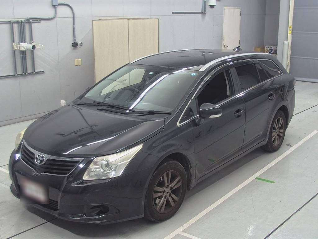 2011 Toyota Avensis Wagon ZRT272W[0]