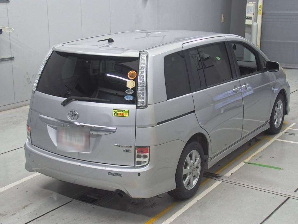 2012 Toyota Isis ZGM10W[1]