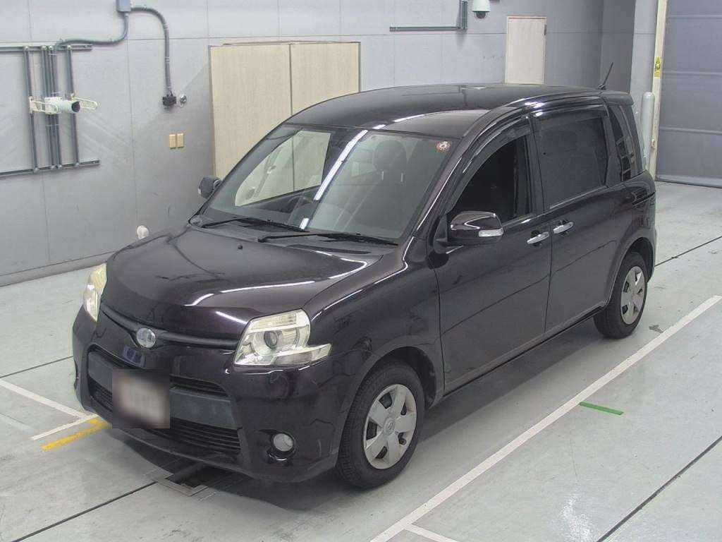 2011 Toyota Sienta NCP81G[0]