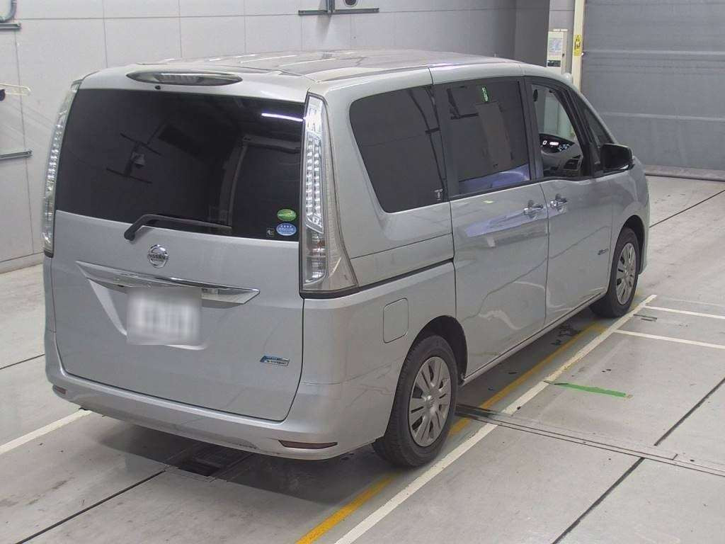 2014 Nissan Serena HC26[1]