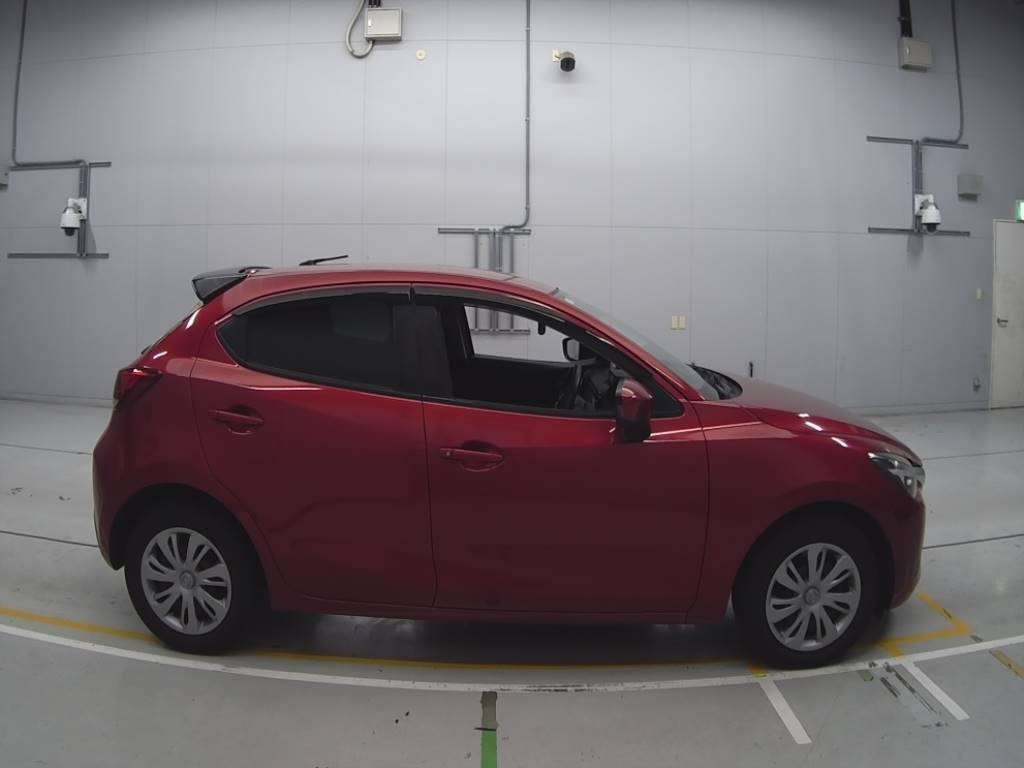 2016 Mazda Demio DJ3FS[2]