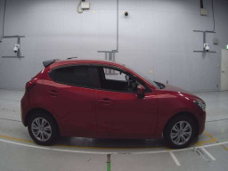 2016 Mazda Demio