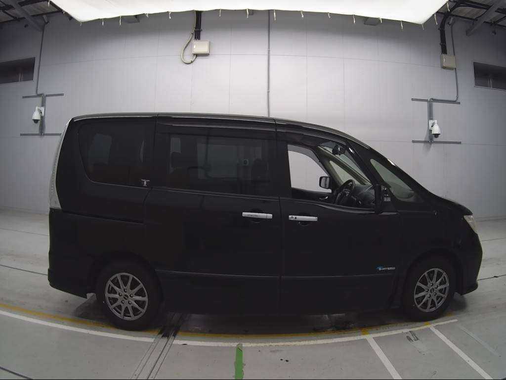 2012 Nissan Serena HFC26[2]