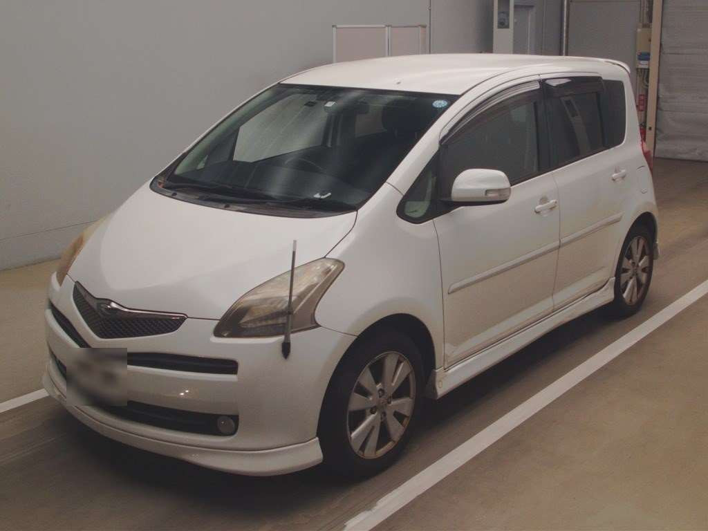 2005 Toyota Ractis NCP100[0]