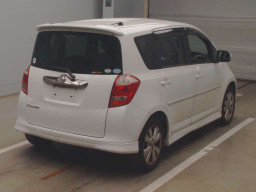 2005 Toyota Ractis