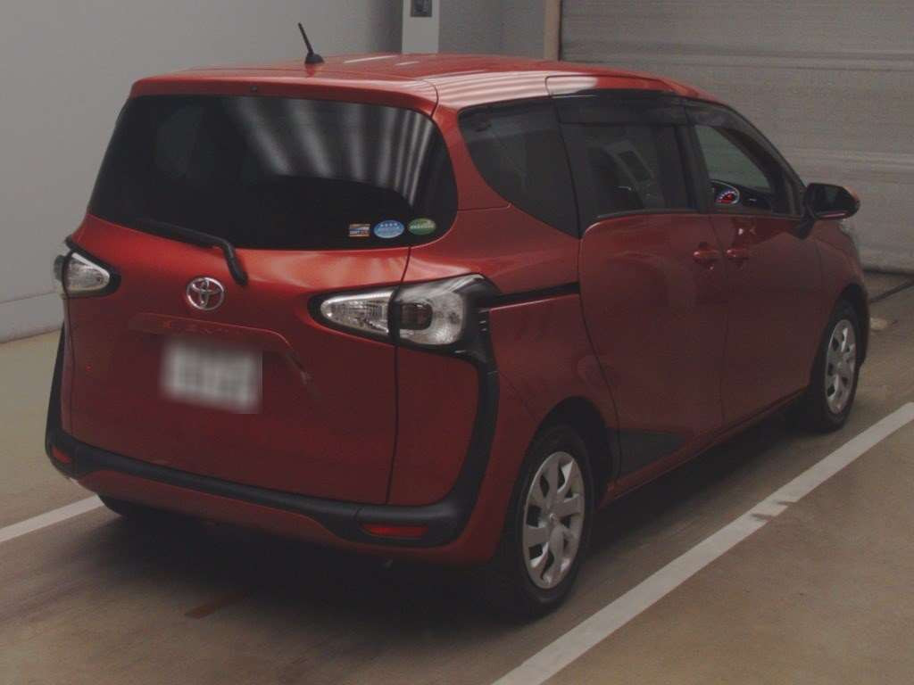 2016 Toyota Sienta NSP170G[1]