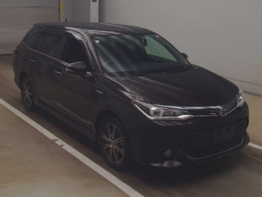 2016 Toyota Corolla Fielder NKE165G[2]