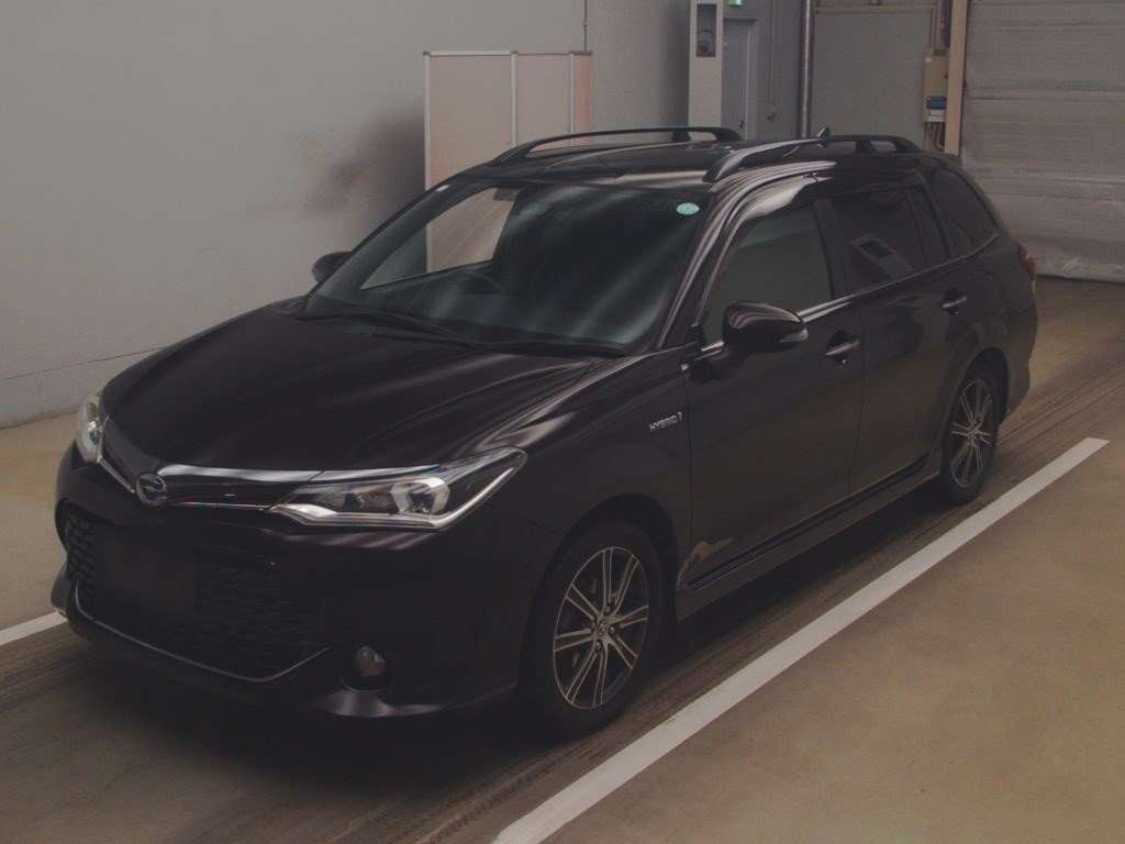 2017 Toyota Corolla Fielder NKE165G[0]