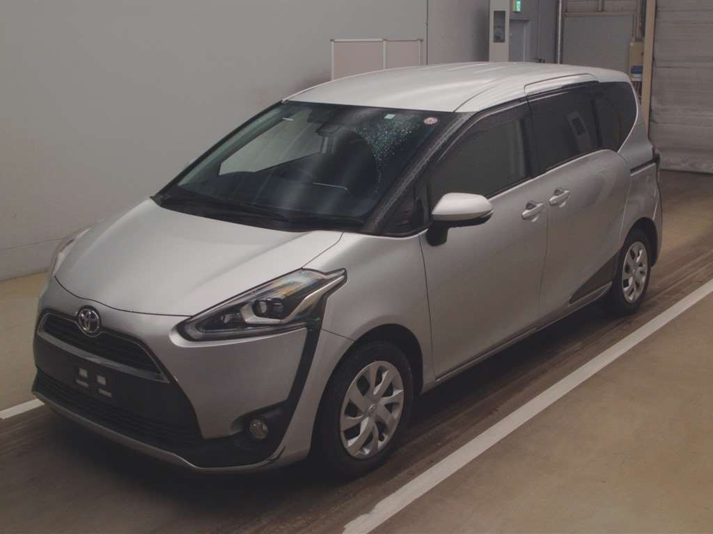 2017 Toyota Sienta NSP170G[0]