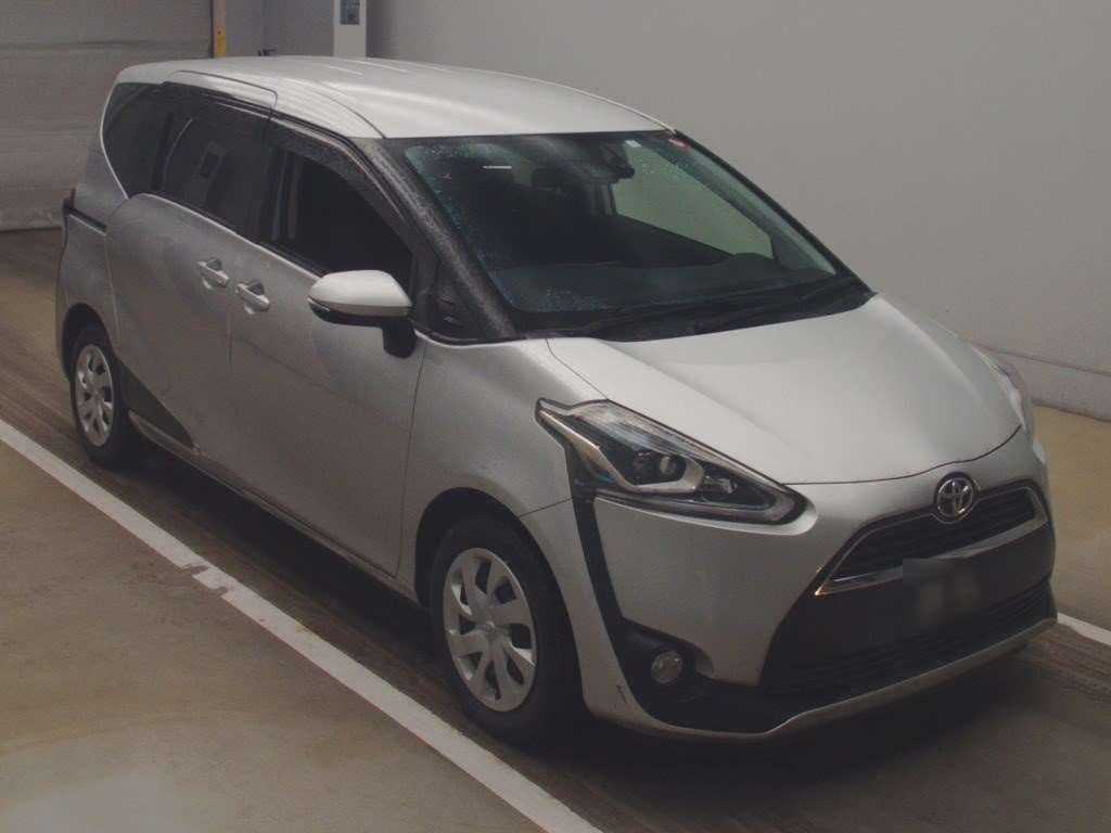 2017 Toyota Sienta NSP170G[2]