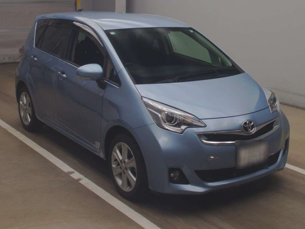 2014 Toyota Ractis NCP120[2]