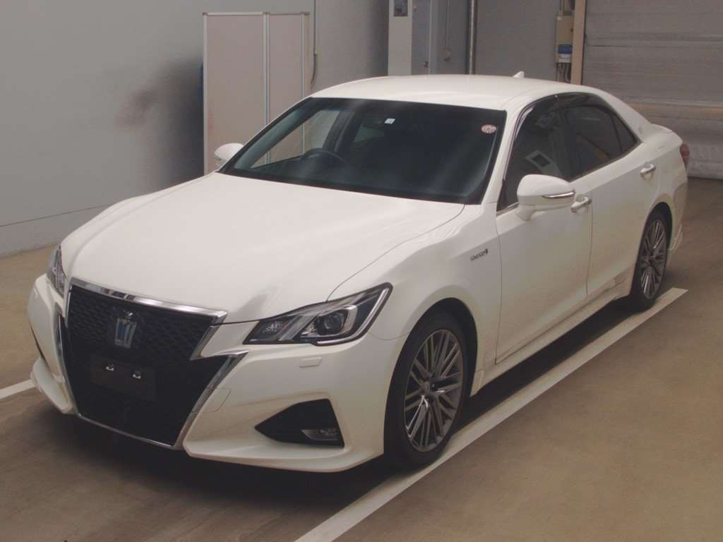 2016 Toyota Crown Hybrid AWS210[0]