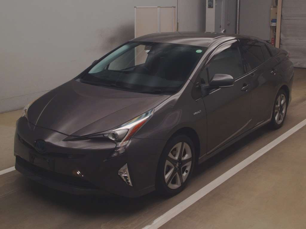 2016 Toyota Prius ZVW55[0]