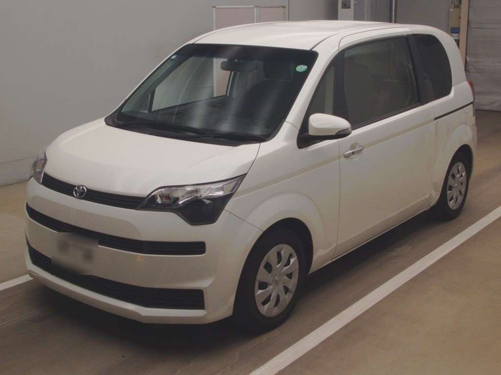 2015 Toyota Spade NCP141[0]