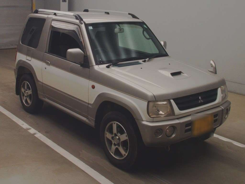 2003 Mitsubishi Pajero Mini H58A[2]