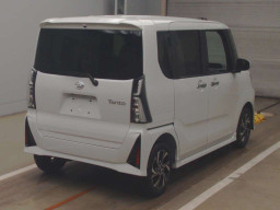 2023 Daihatsu Tanto Custom