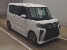 2023 Daihatsu Tanto Custom