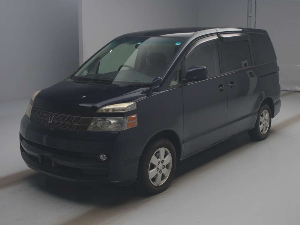 2005 Toyota Voxy AZR60G[0]