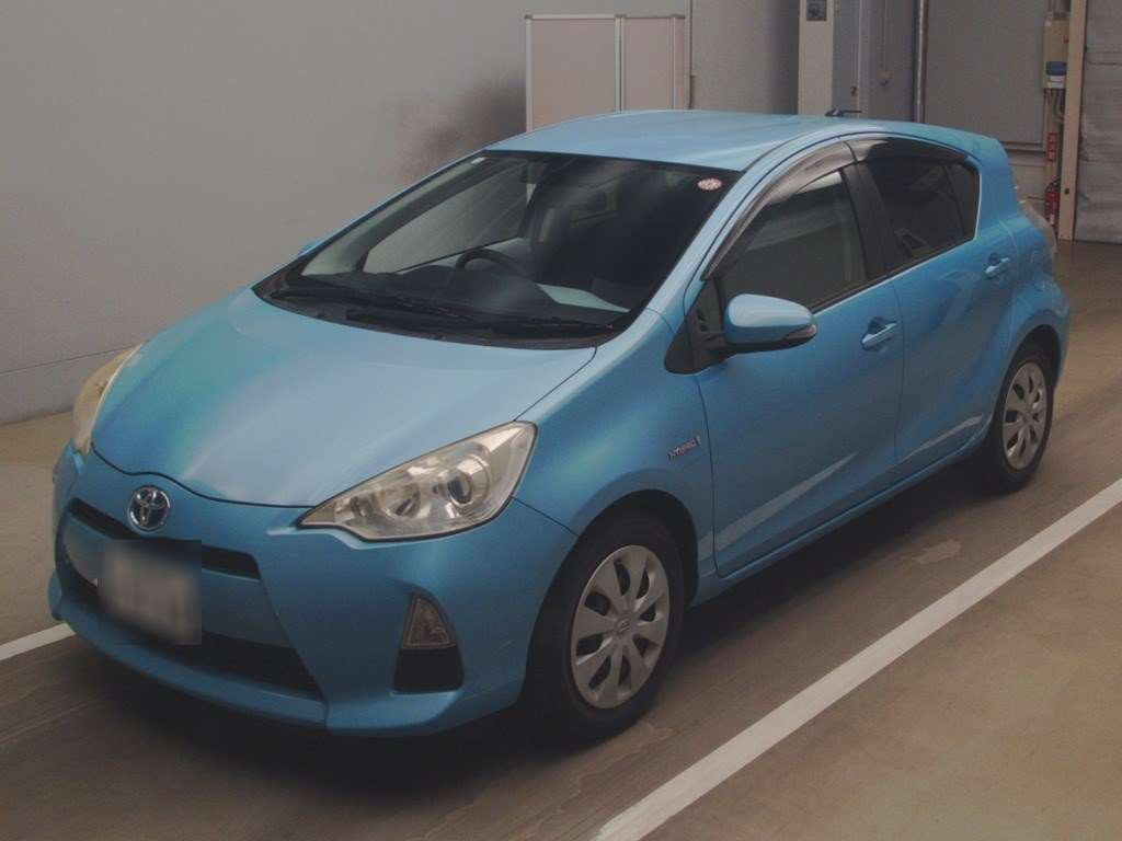 2012 Toyota Aqua NHP10[0]