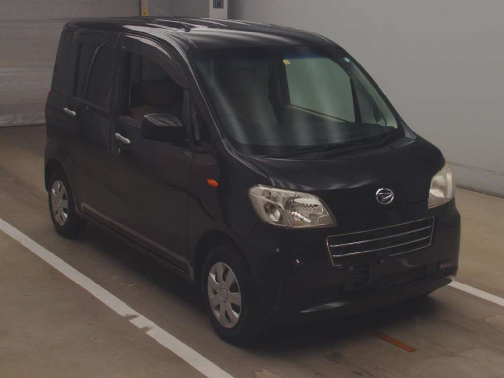 2010 Daihatsu Tanto exe L455S[2]