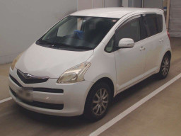 2005 Toyota Ractis