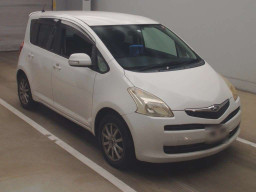 2005 Toyota Ractis