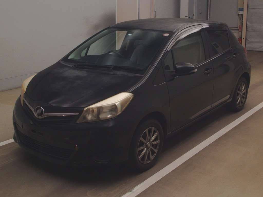 2012 Toyota Vitz KSP130[0]