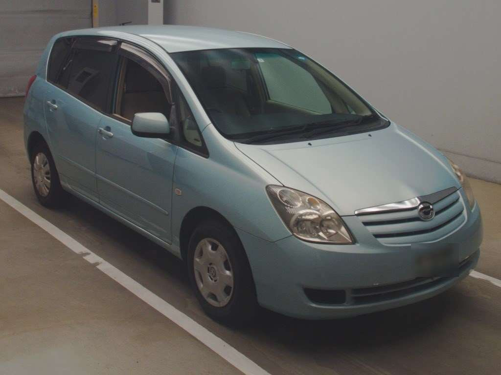 2005 Toyota Corolla Spacio NZE121N[2]