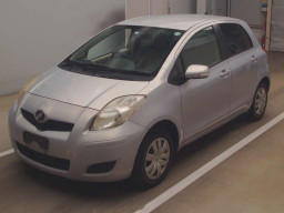 2010 Toyota Vitz