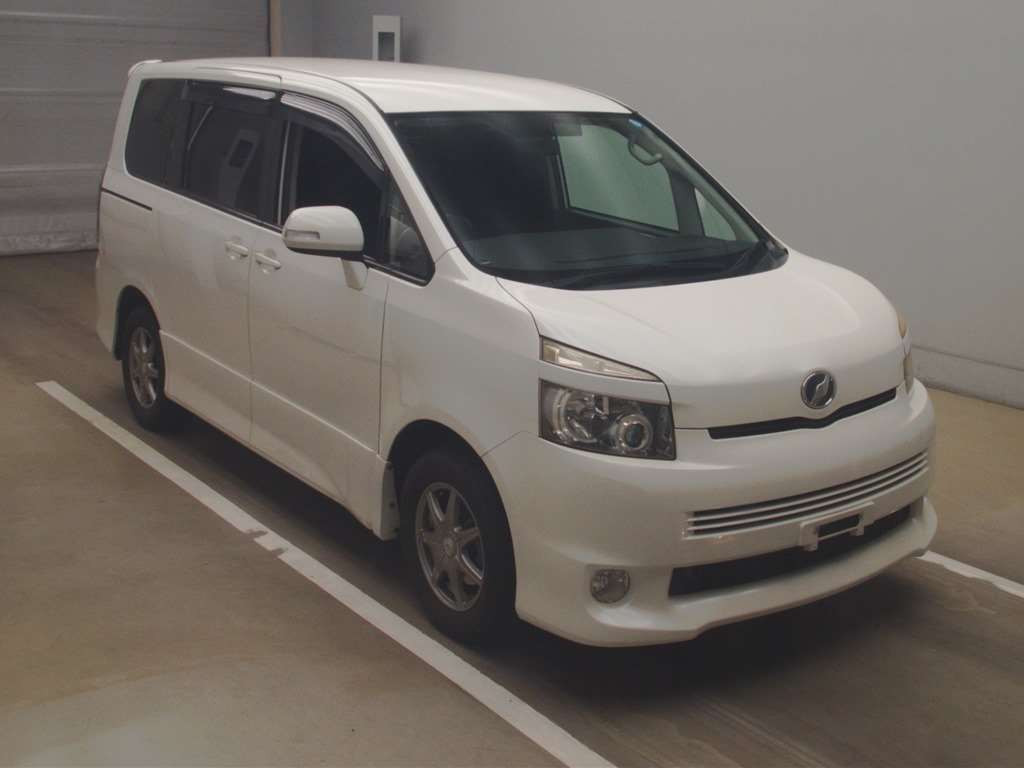 2007 Toyota Voxy ZRR70W[2]