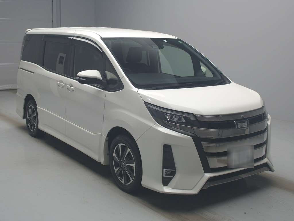 2018 Toyota Noah ZRR80W[2]