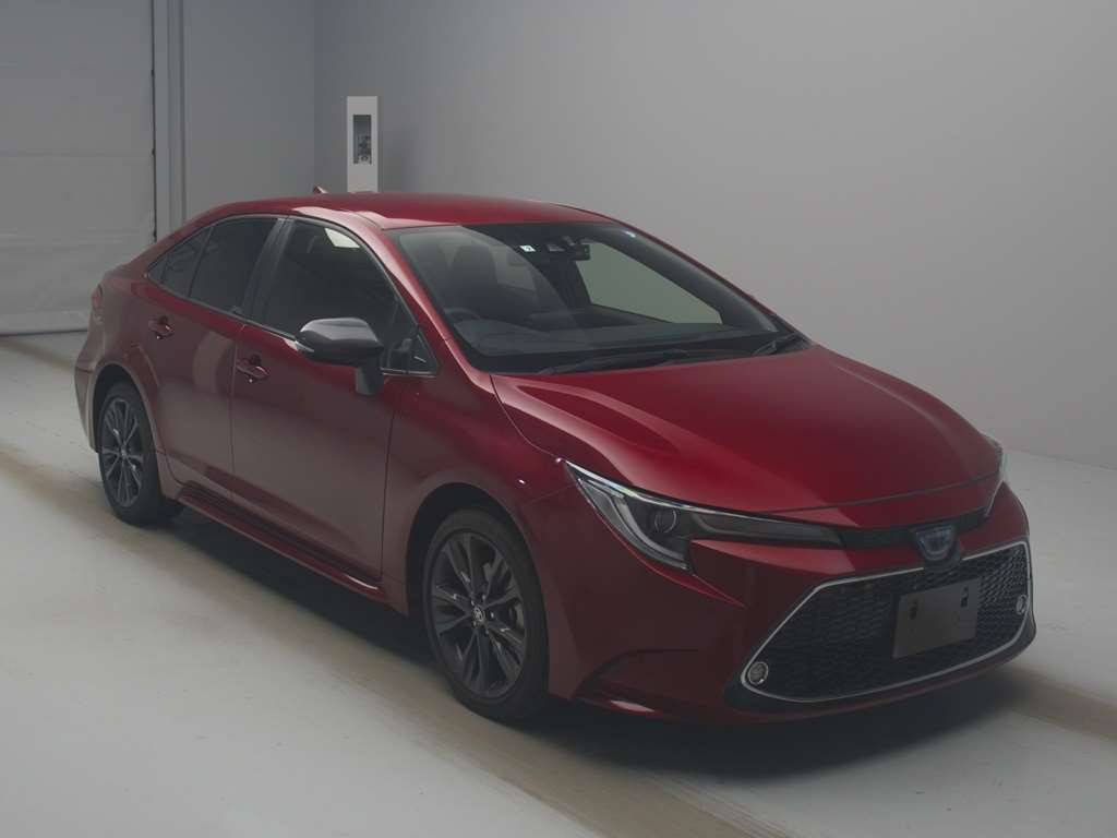 2022 Toyota Corolla Sedan ZWE211[2]