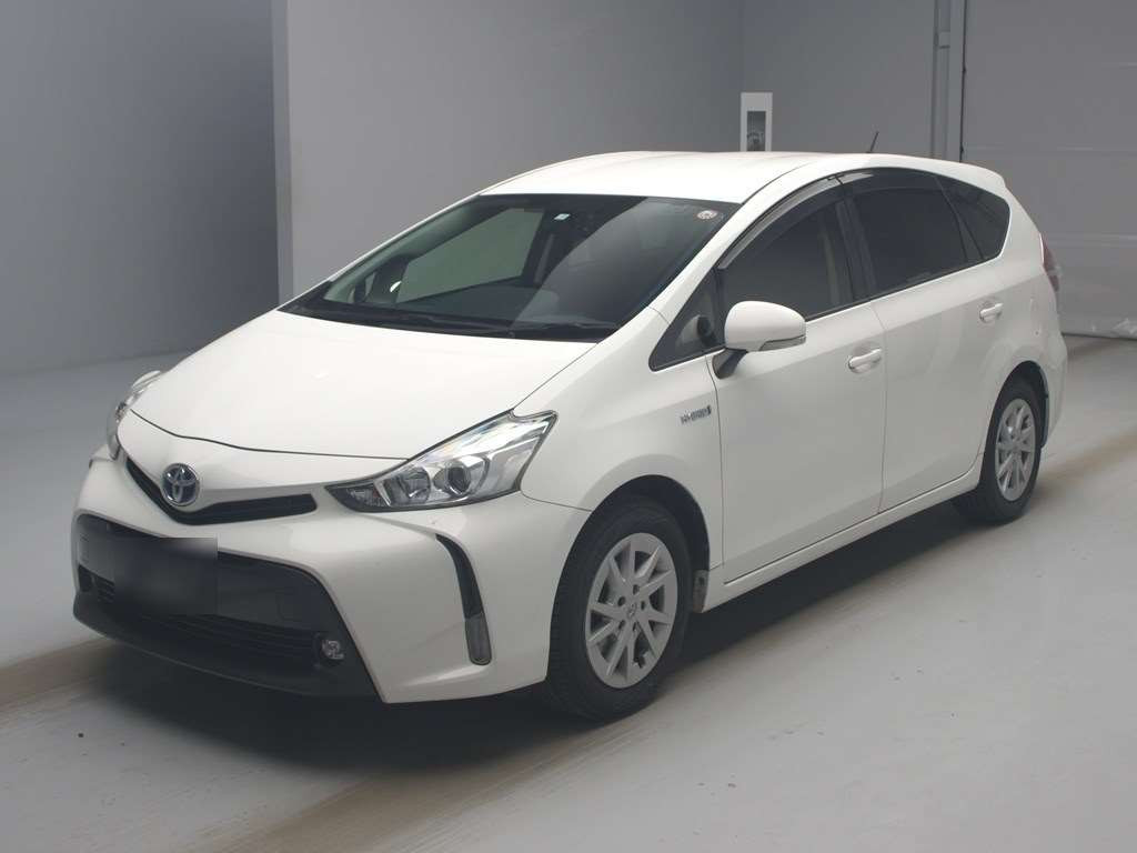 2017 Toyota Prius alpha ZVW41W[0]