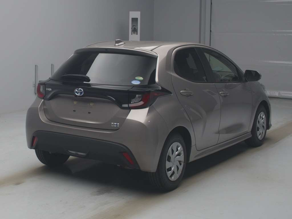 2021 Toyota YARIS MXPH10[1]