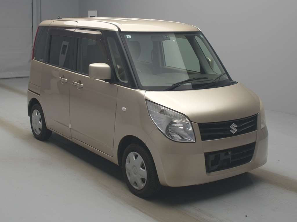 2013 Suzuki Palette MK21S[2]