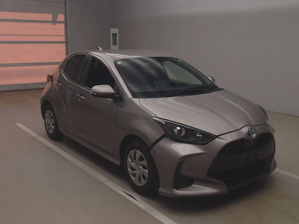 2021 Toyota YARIS MXPH10[2]