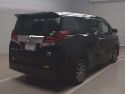 2016 Toyota Alphard Hybrid