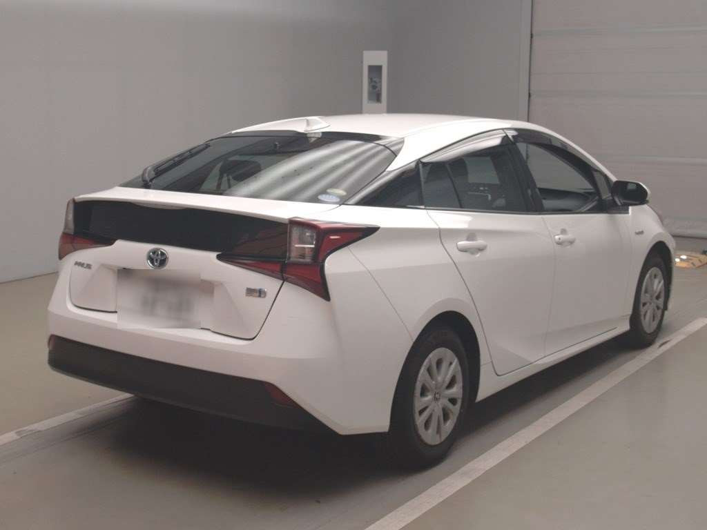 2019 Toyota Prius ZVW51[1]