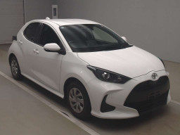 2021 Toyota YARIS