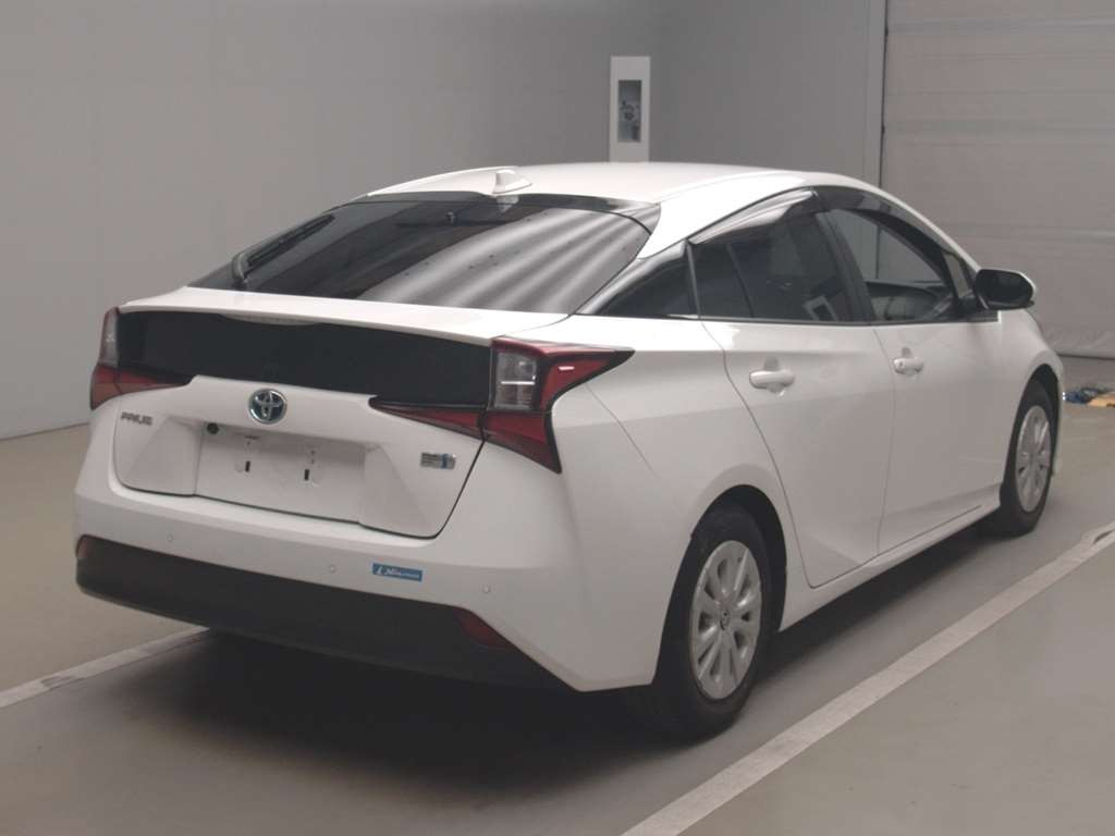 2021 Toyota Prius ZVW51[1]