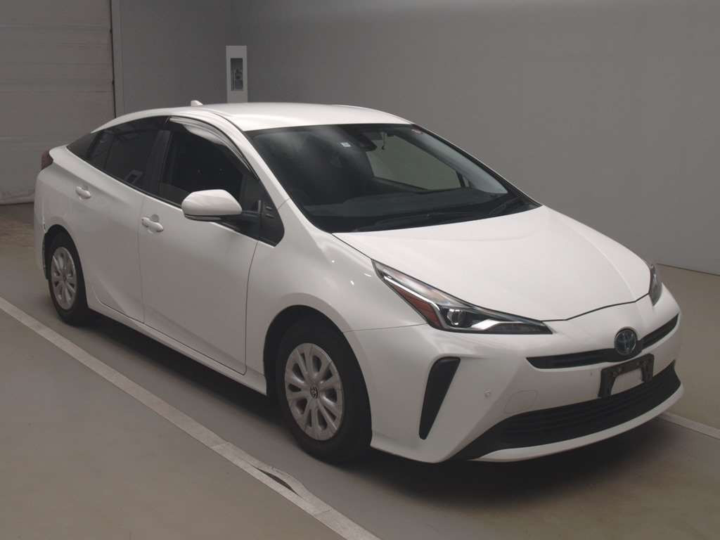 2021 Toyota Prius ZVW51[2]