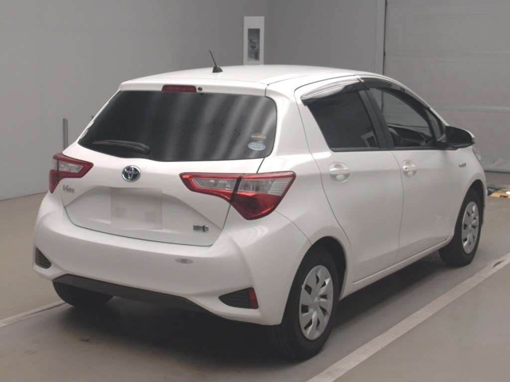 2019 Toyota Vitz NHP130[1]