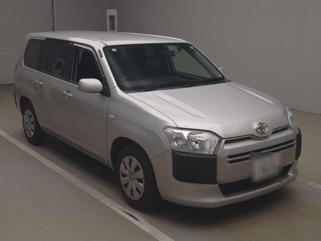 2018 Toyota Succeed NCP160V[2]